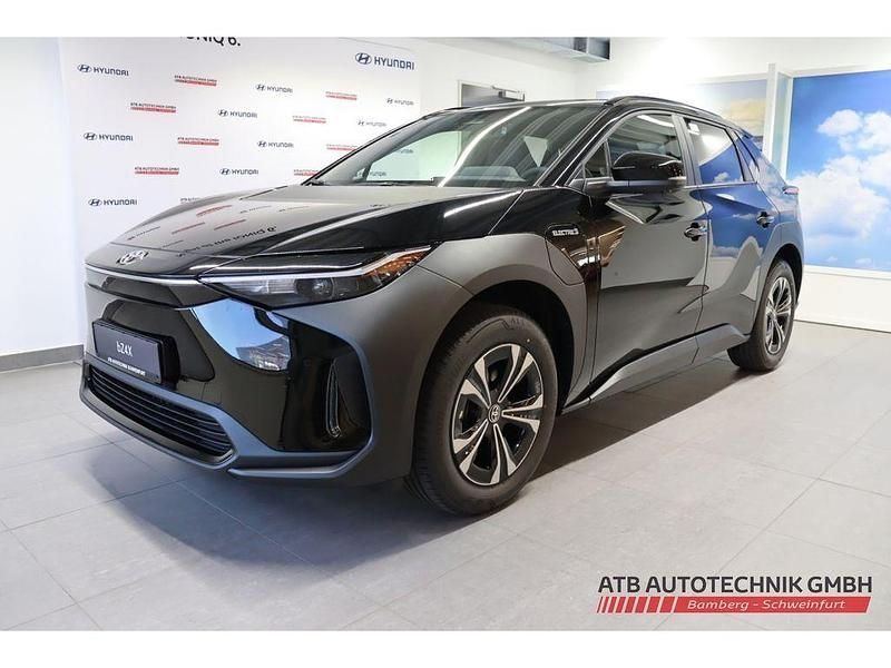 Gebraucht Toyota bZ4X Basis 150 kW (204 PS) 2023 Schwarz SUV