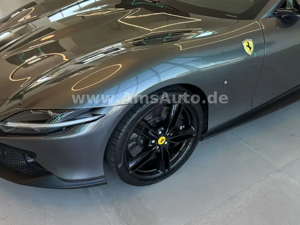 Gebraucht Ferrari Roma 620 PS (456 kW) 2025 Grau Cabrio