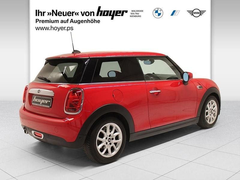 Gebraucht Mini ONE Chili 102 PS (75 kW) 2019 Chili red Kleinwagen
