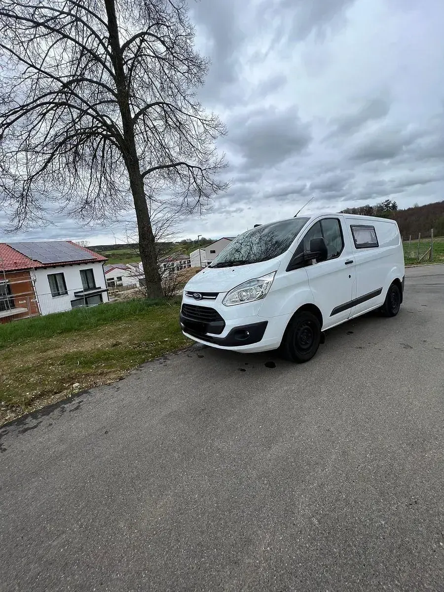 Gebraucht Ford Transit Custom 125 PS (91 kW) 2015 Weiß Van / Kleinbus