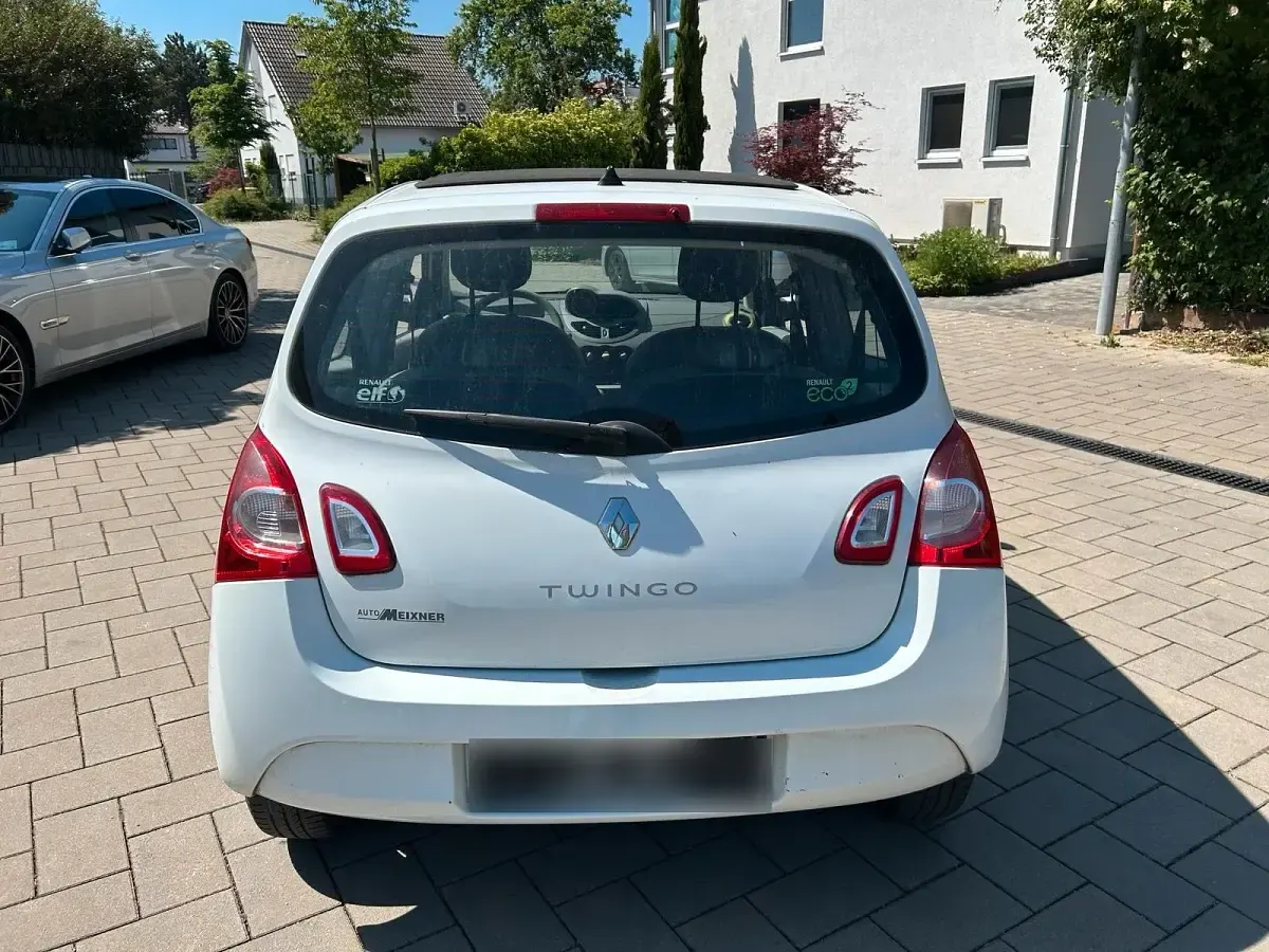 Używany Renault Twingo 75 KM (55 kW) 2012 Biały Hatchback