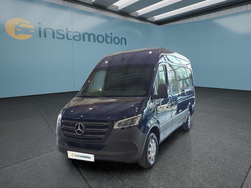 Blau Gebraucht 2019 Mercedes Sprinter Van | 39.849 € (Guter Preis) - Bild 1/4
