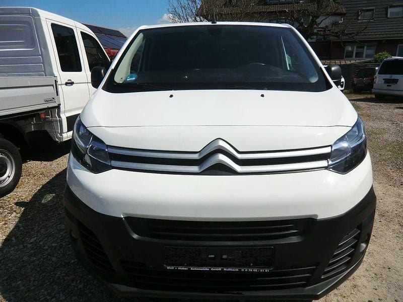 Second-hand Citroën Jumpy 144 CP (105 kW) 2021 Alb Monovolum