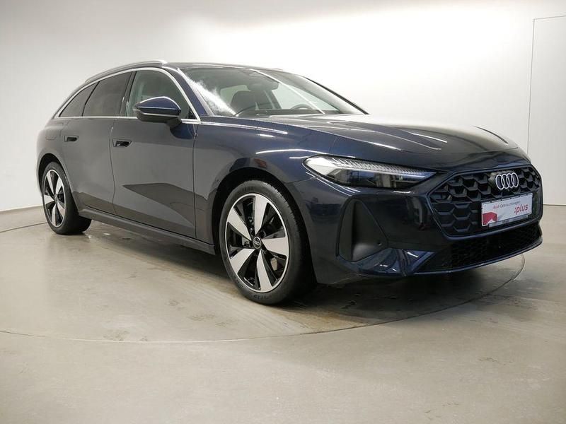 Gebraucht Audi A5 Comfort 204 PS (150 kW) 2025 Firmamentblau metallic Kombi