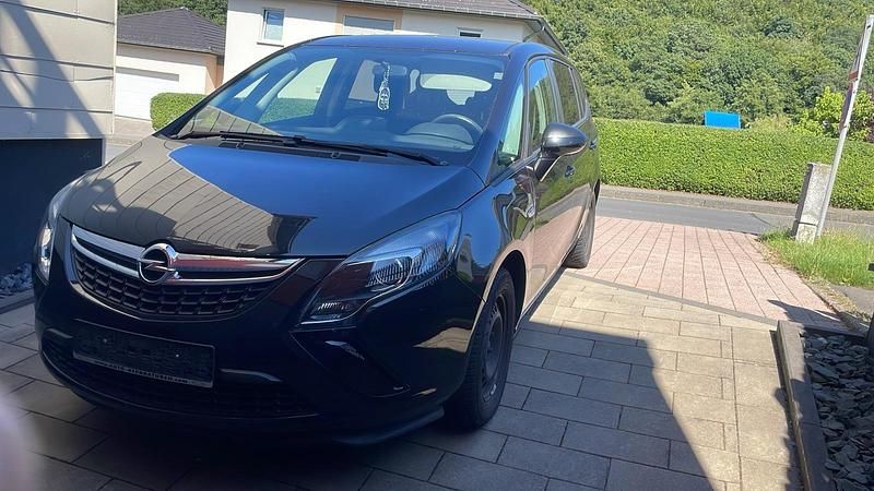 Schwarz Gebraucht 2015 Opel Zafira Limousine | 7.500 € - Bild 1/4