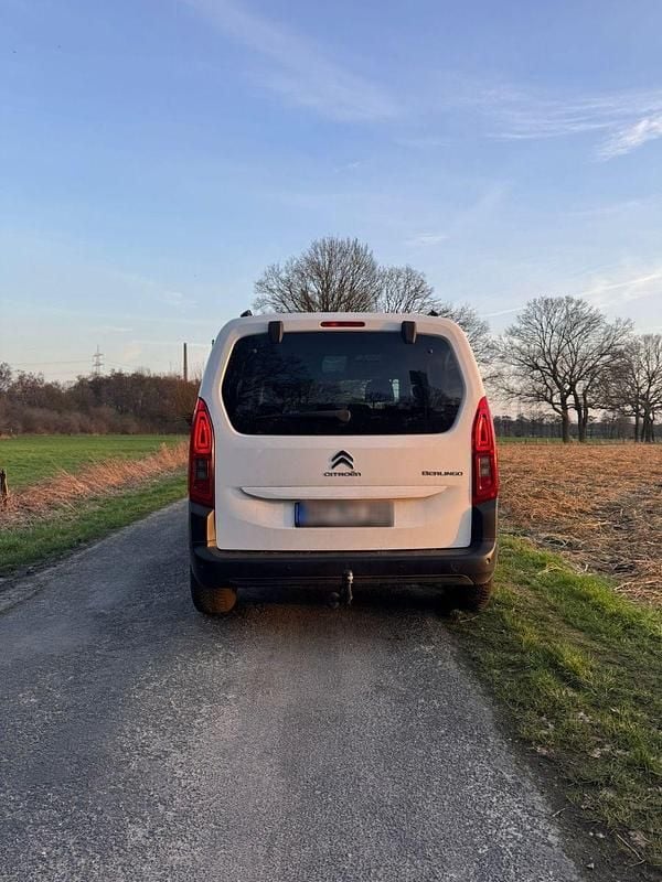 Gebraucht Citroën Berlingo Shine 131 PS (96 kW) 2019 Weiß Van / Kleinbus