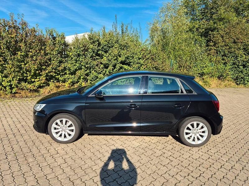 Schwarz Gebraucht 2018 Audi A1 Sportback Kleinwagen | 14.500 € (Fairer Preis) - Bild 1/4