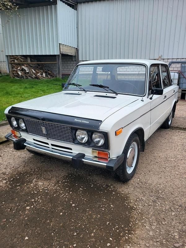 Gebraucht Lada 2106 69 PS (50 kW) 1990 Limousine