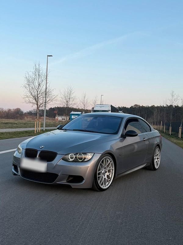 Gebraucht BMW 335 M Sport 430 PS (316 kW) 2007 Grau Coupé
