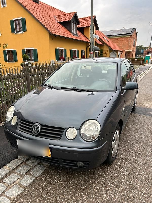 Gebraucht VW Polo 64 PS (47 kW) 2003 Grau Kleinwagen
