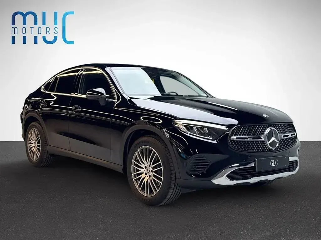 Neu Mercedes GLC200 227 PS (166 kW) 2026 Schwarz/baltic black SUV