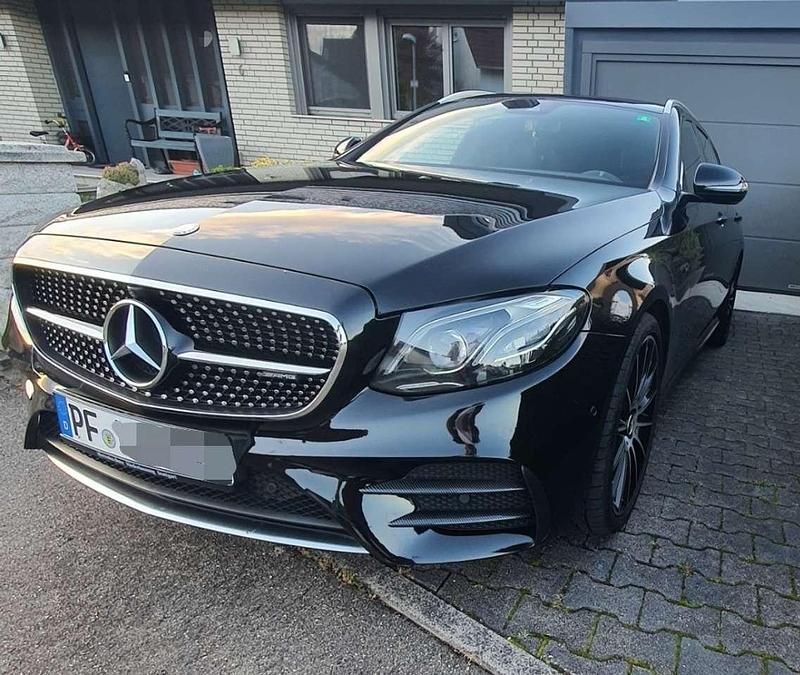 Schwarz Gebraucht 2017 Mercedes E43 AMG AMG Limousine | 35.200 € (Fairer Preis) - Bild 1/4