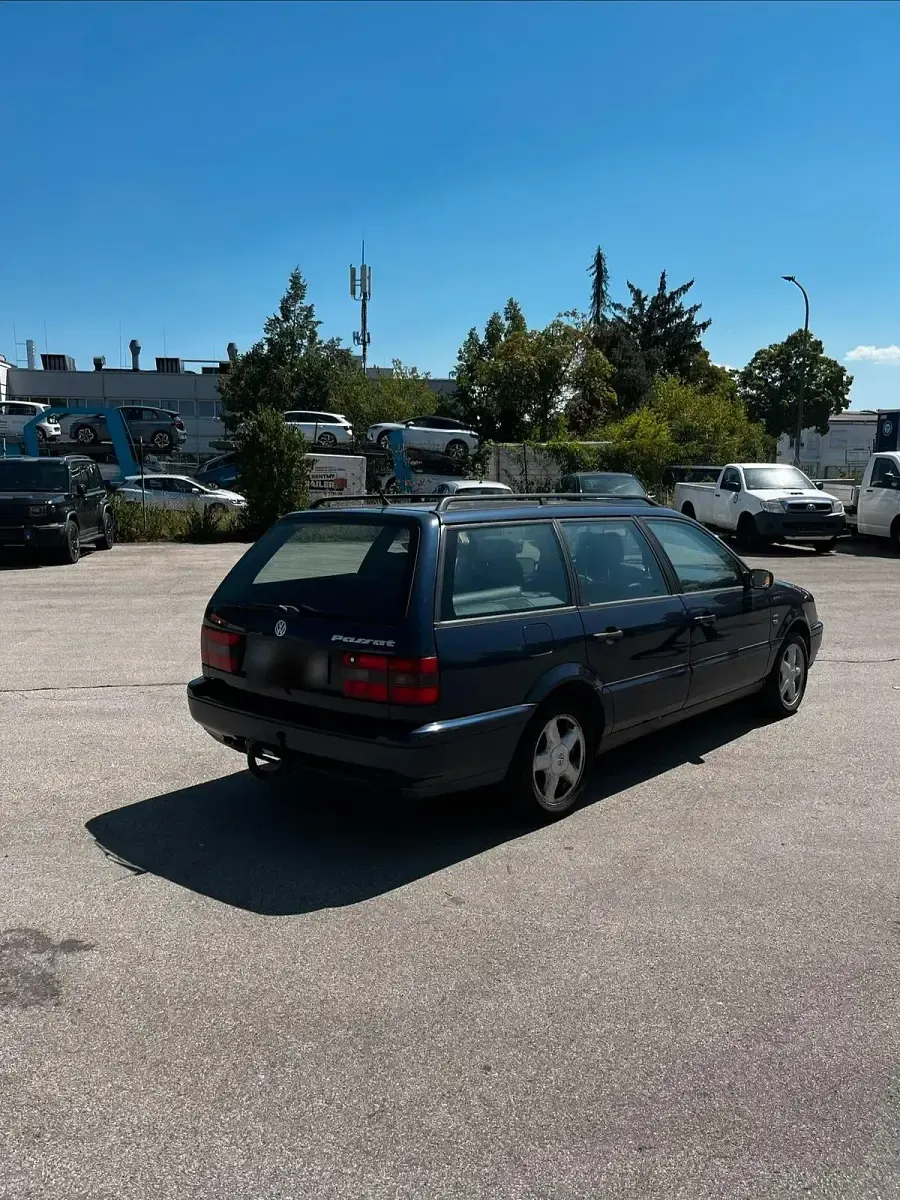 Gebraucht VW Passat 115 PS (84 kW) 1995 Blau Kombi