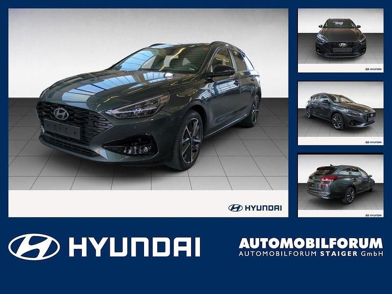 Cypress green / mic Gebraucht 2024 Hyundai i30 Advantage Kombi | 22.390 € (Fairer Preis) - Bild 1/4