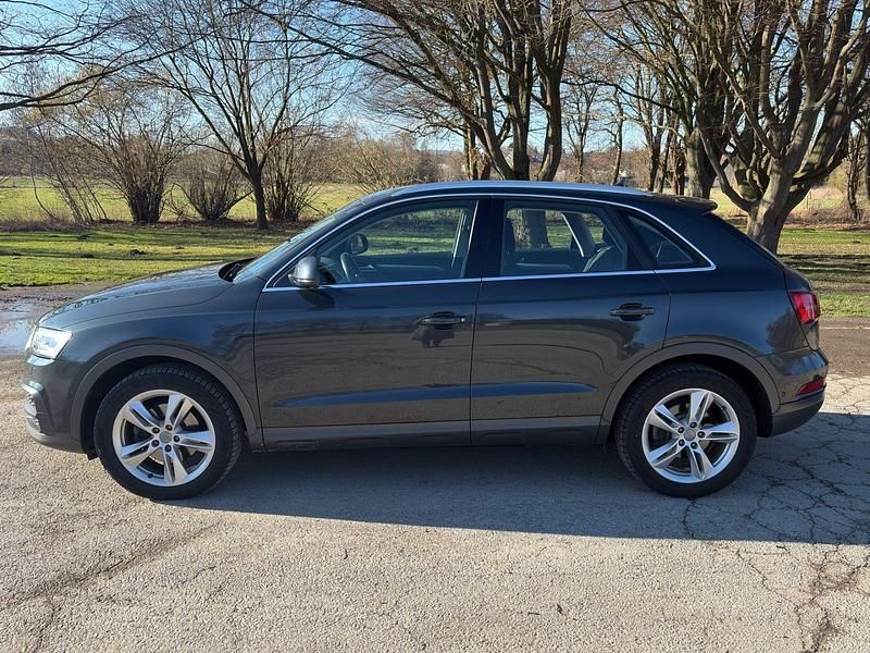 Gebraucht Audi Q3 179 PS (131 kW) 2018 Grau SUV