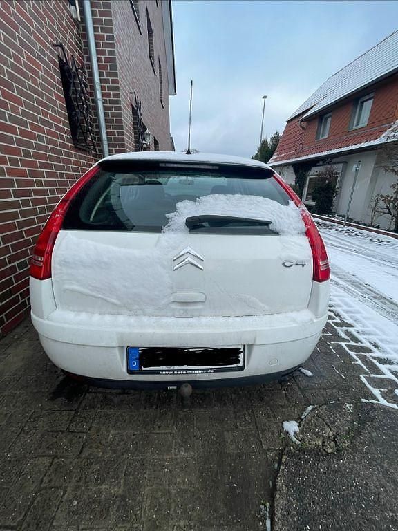 Gebraucht Citroën C4 Comfort 109 PS (80 kW) 2008 Weiß Limousine