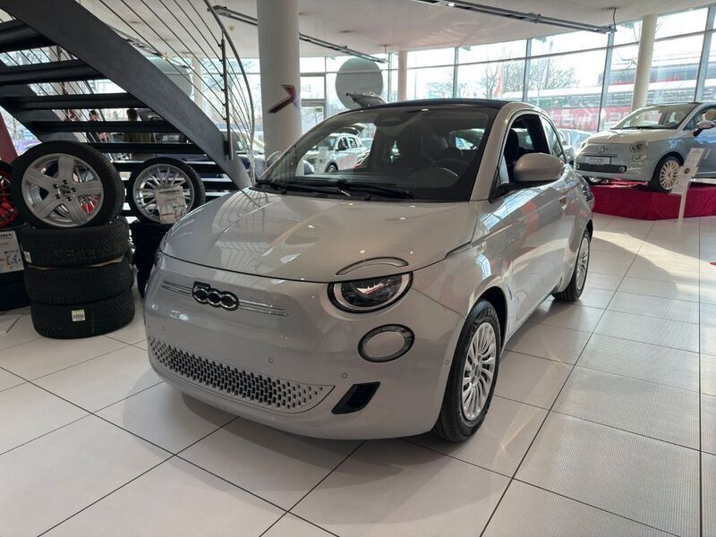 Perla lunare Neu 2025 Fiat 500e Cabrio | 33.990 € (Fairer Preis) - Bild 1/4