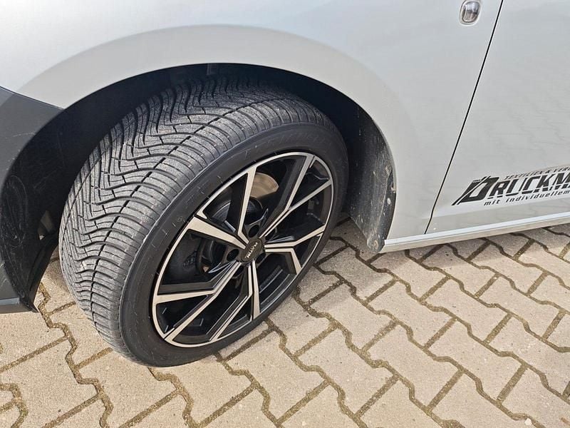 Gebraucht VW Caddy 122 PS (89 kW) 2022 Silber Van / Kleinbus