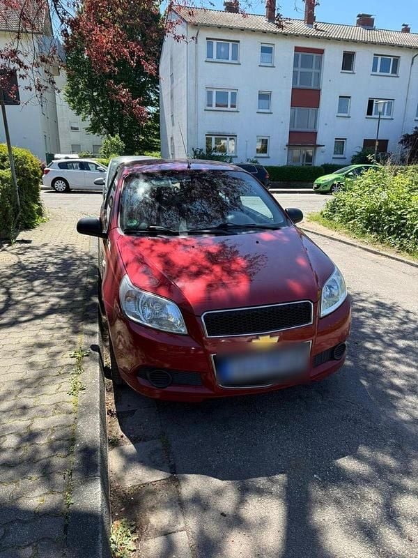 Gebraucht Chevrolet Aveo 84 PS (61 kW) 2010 Rot Limousine