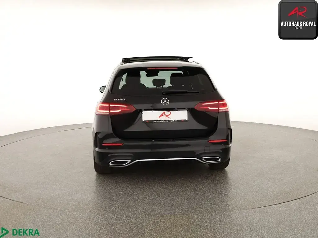 Gebraucht Mercedes B180 AMG 136 PS (100 kW) 2020 Schwarz Van / Kleinbus
