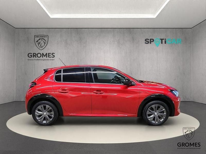Gebraucht Peugeot e-208 Allure 100 kW (136 PS) 2023 Rot Kleinwagen