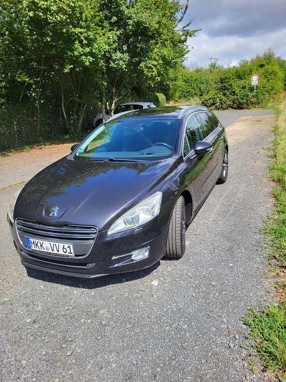 Grau Gebraucht 2012 Peugeot 508 Allure Kombi | 8.500 € (Fairer Preis) - Bild 1/4