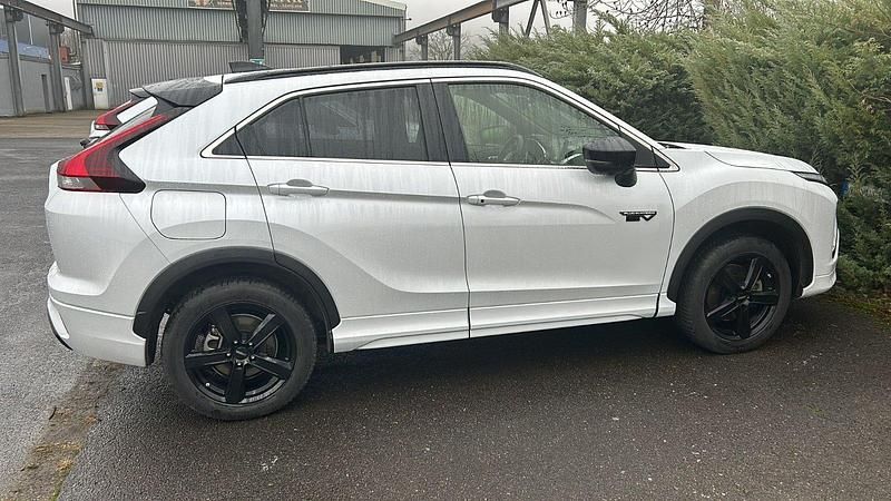 Gebraucht Mitsubishi Eclipse Cross Select 188 PS (138 kW) 2022 Schwarz SUV