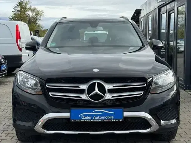 Gebraucht Mercedes GLC220 194 PS (142 kW) 2015 Schwarz SUV