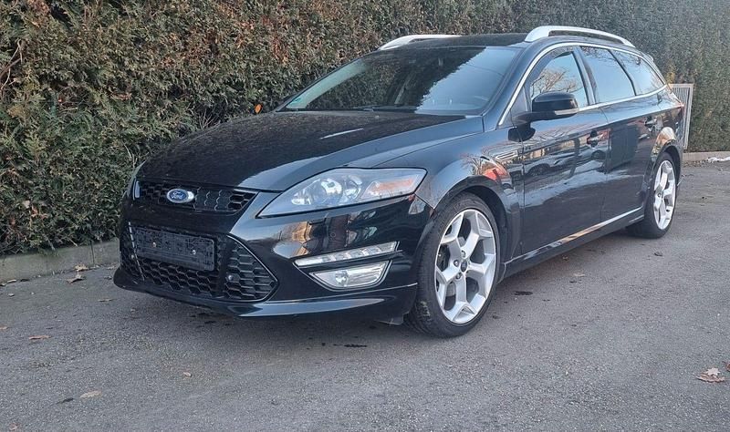 Gebraucht Ford Mondeo Titanium S 163 PS (119 kW) 2012 Schwarz Kombi