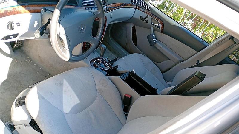 Silber Gebraucht 2000 Mercedes S320 Limousine | 1.100 € - Bild 1/4