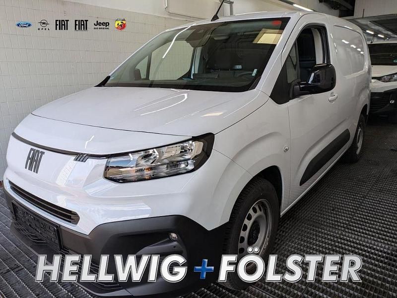 Weiß Gebraucht 2024 Fiat Doblò Van / Kleinbus | 18.990 € (Superpreis) - Bild 1/4