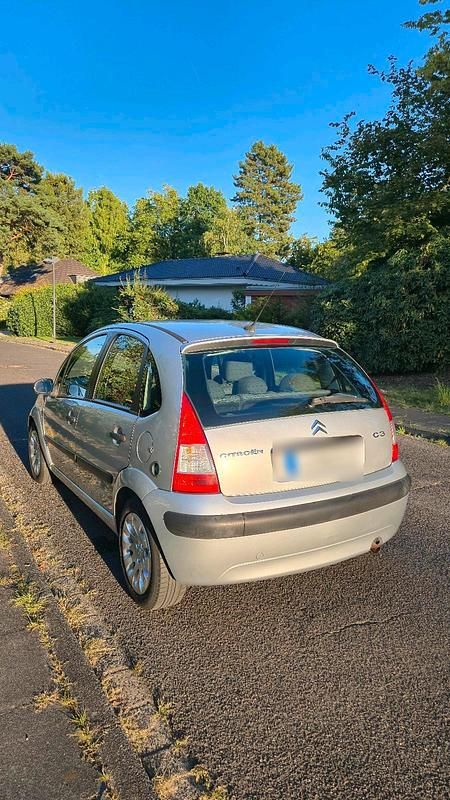 Gebraucht Citroën C3 73 PS (53 kW) 2007 Silber Kleinwagen