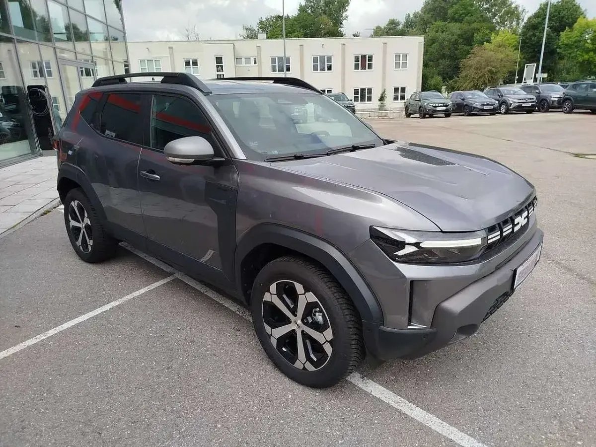 Neu Dacia Duster Journey 131 PS (96 kW) 2025 Dolomitgrau SUV
