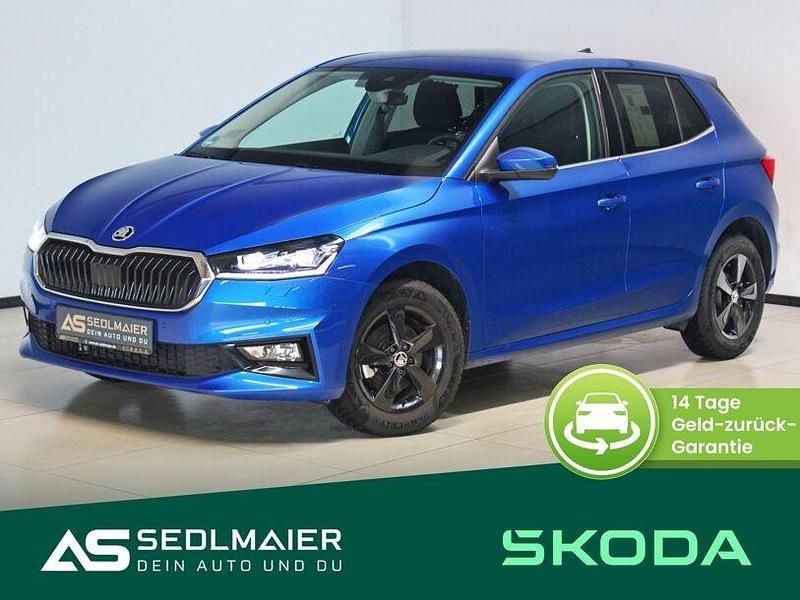 Raceblau Gebraucht 2023 Skoda Fabia Style Kleinwagen | 24.490 € (Fairer Preis) - Bild 1/4