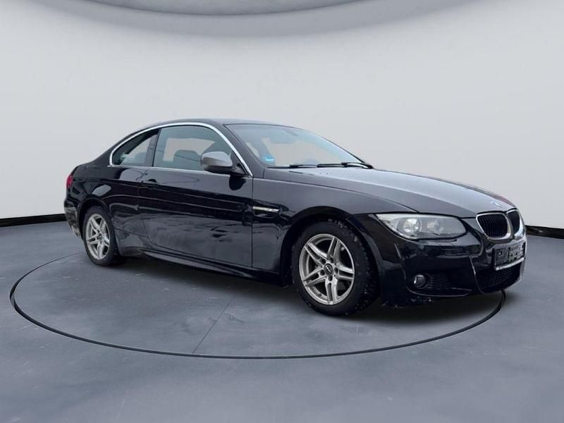 Gebraucht BMW 320 M Sport 170 PS (125 kW) 2012 Schwarz Coupé