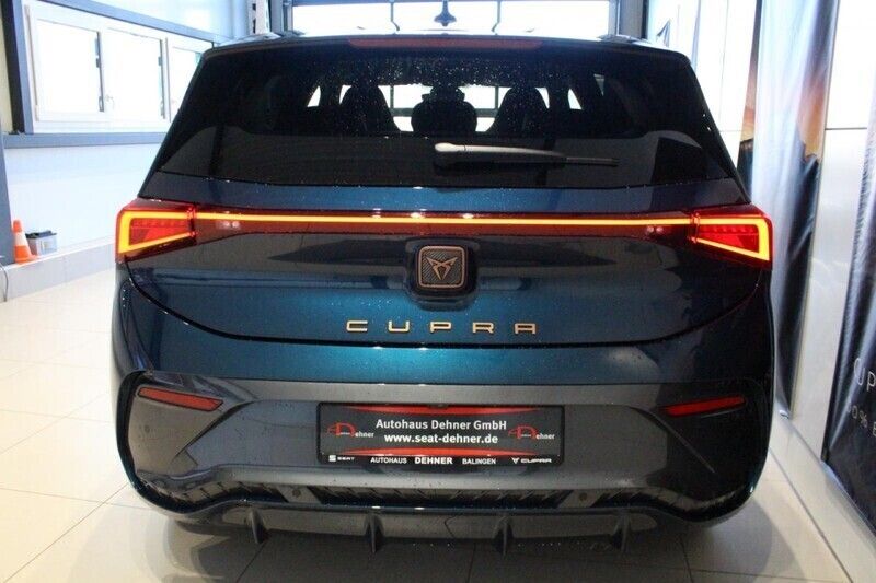 Gebraucht Cupra Born 169 kW (231 PS) 2024 Aurorablau Kleinwagen