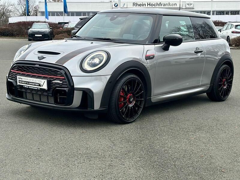 Gebraucht Mini John Cooper Works 231 PS (169 kW) 2024 Silber Kleinwagen