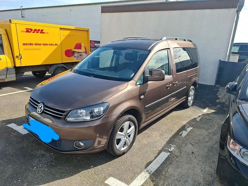 Usata VW Caddy Maxi 102 CV (75 kW) 2012 Marrone Monovolume