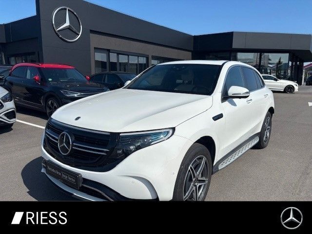 Weiss Gebraucht 2022 Mercedes EQC400 AMG line SUV | 44.900 € (Teuer) - Bild 1/4