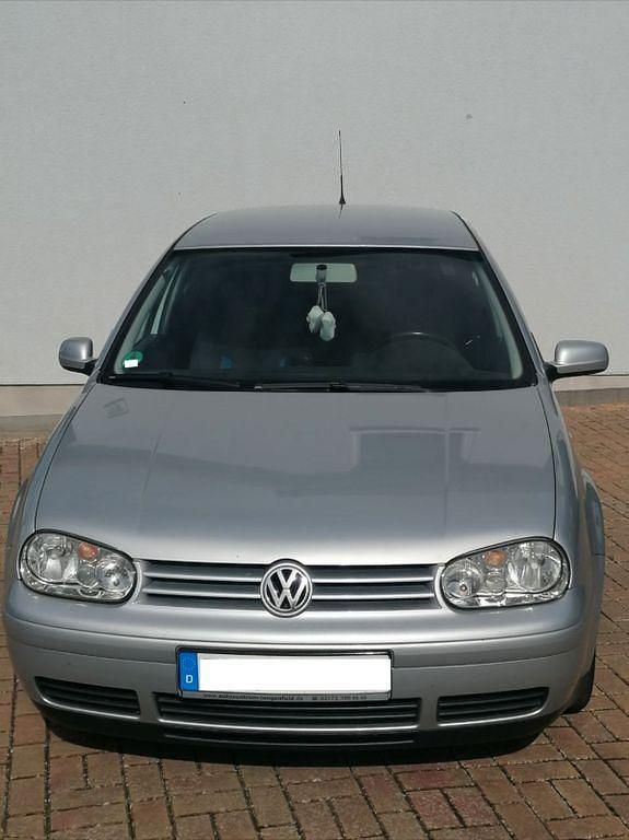Gebraucht VW Golf IV Basis 105 PS (77 kW) 2003 Silber Limousine
