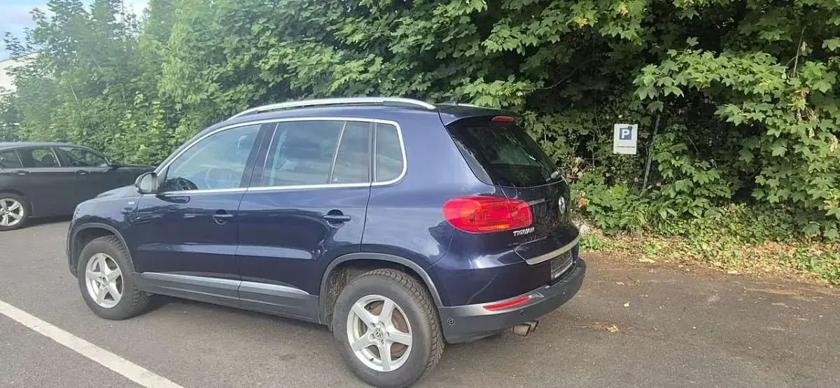 Gebraucht VW Tiguan Cup 179 PS (131 kW) 2014 Night blue metallic SUV