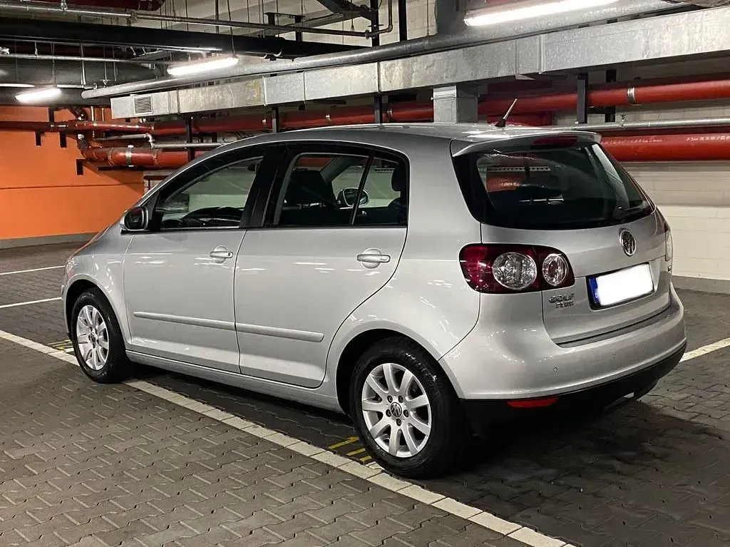 Gebraucht VW Golf Plus Cross 122 PS (89 kW) 2010 Silber Van / Kleinbus