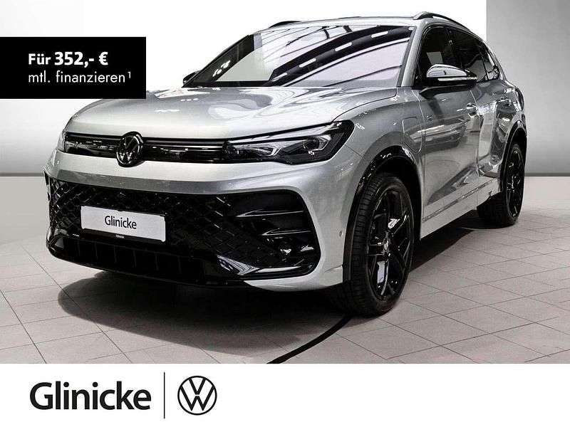 Silber Gebraucht 2025 VW Tiguan Style SUV | 50.970 € (Superpreis) - Bild 1/3