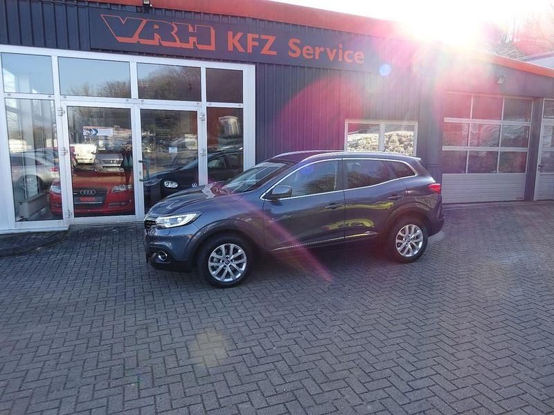 Grau Gebraucht 2018 Renault Kadjar Business SUV | 14.990 € (Fairer Preis) - Bild 1/4