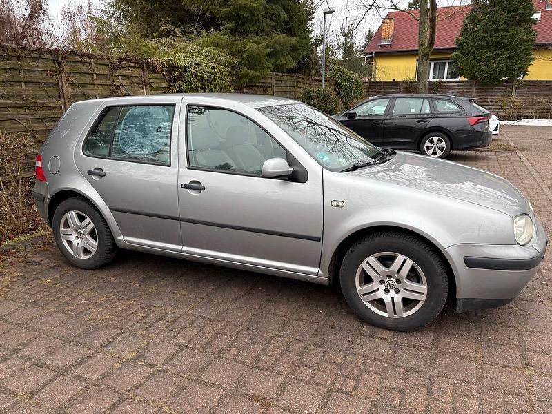Gebraucht VW Golf IV 102 PS (75 kW) 2003 Silber Kleinwagen