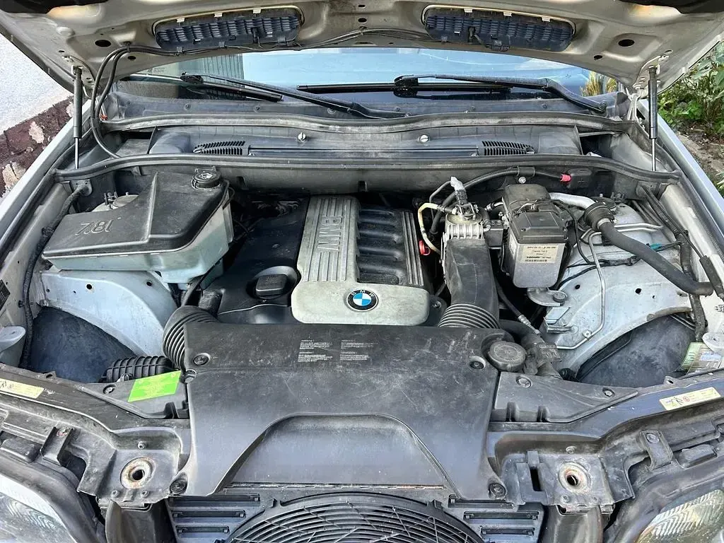 Gebraucht BMW X5 184 PS (135 kW) 2003 Silber SUV