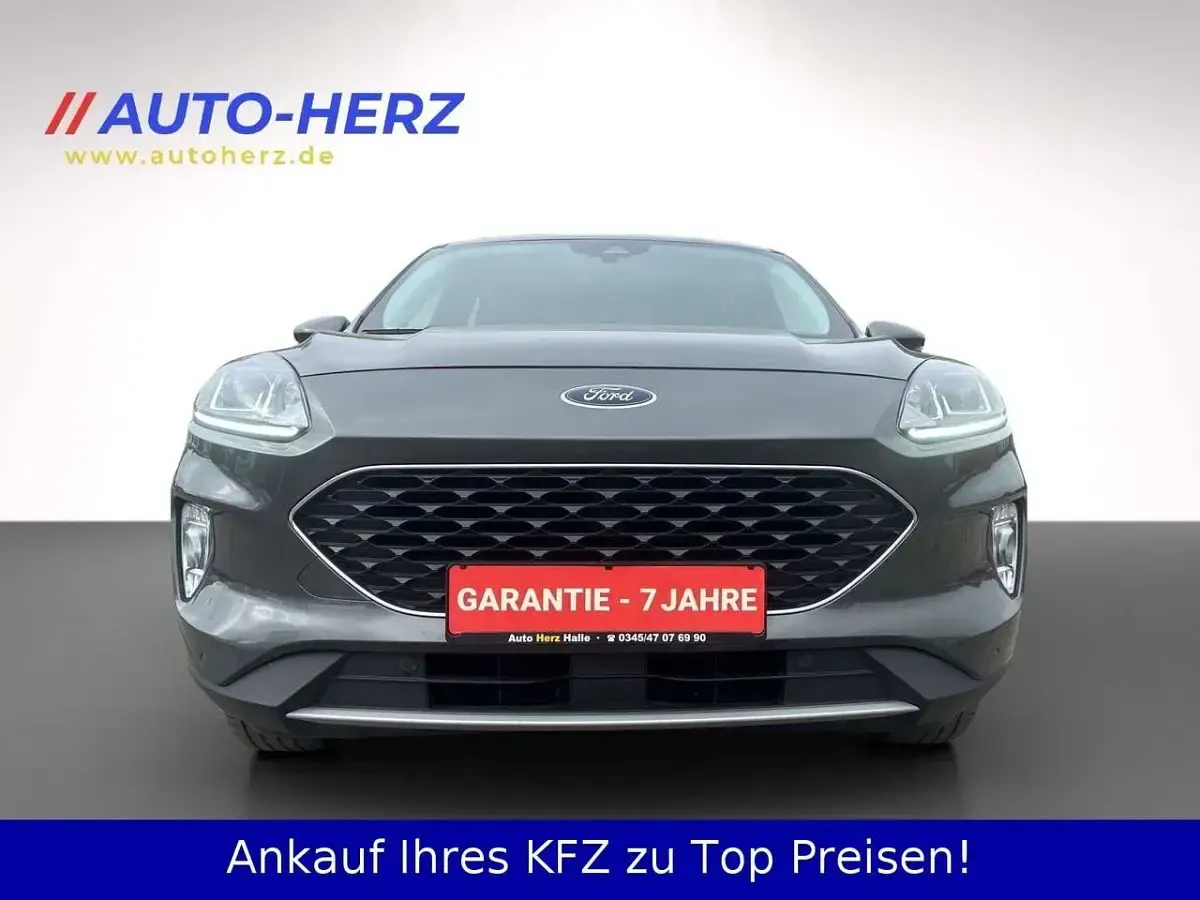 Używany Ford Kuga 224 KM (164 kW) 2022 Szary SUV