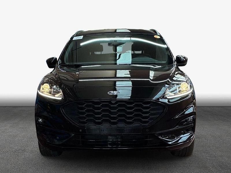 Gebraucht Ford Kuga ST-Line 152 PS (111 kW) 2022 Agate black metallic SUV