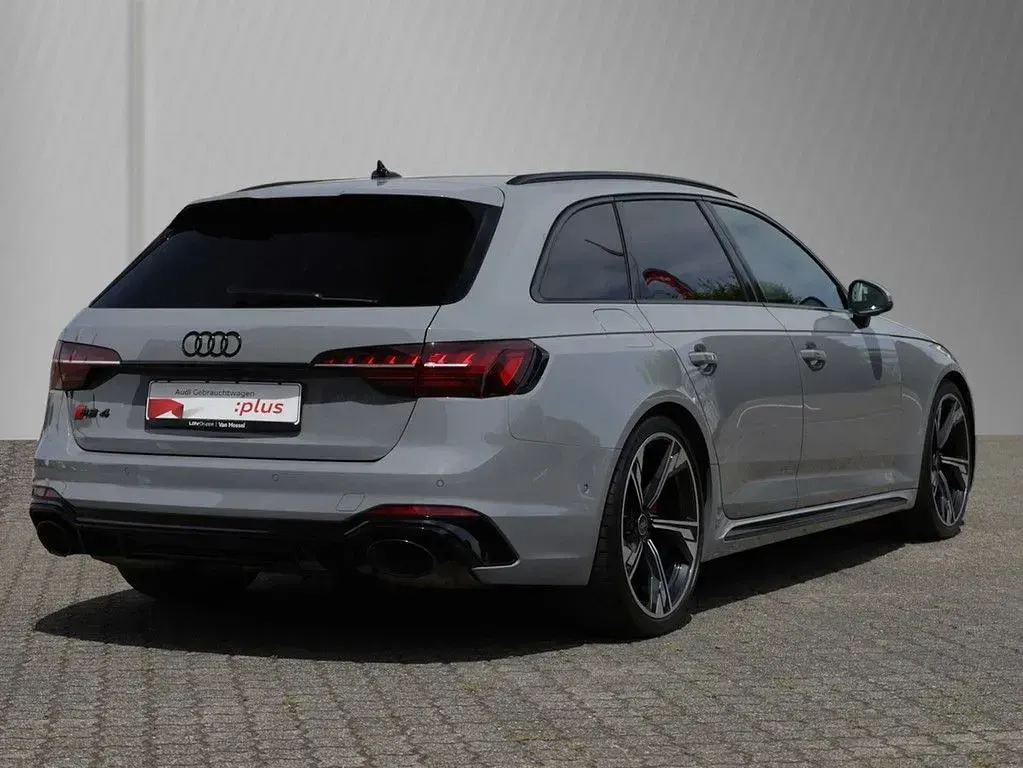Gebraucht Audi RS4 Design 450 PS (330 kW) 2023 Nardograu Kombi