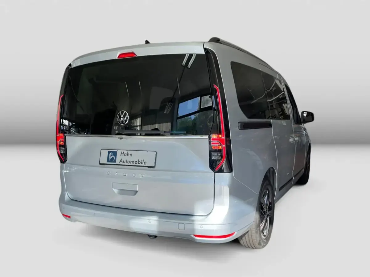 Neu VW Caddy Maxi Style 116 PS (85 kW) 2025 Silber Van / Kleinbus